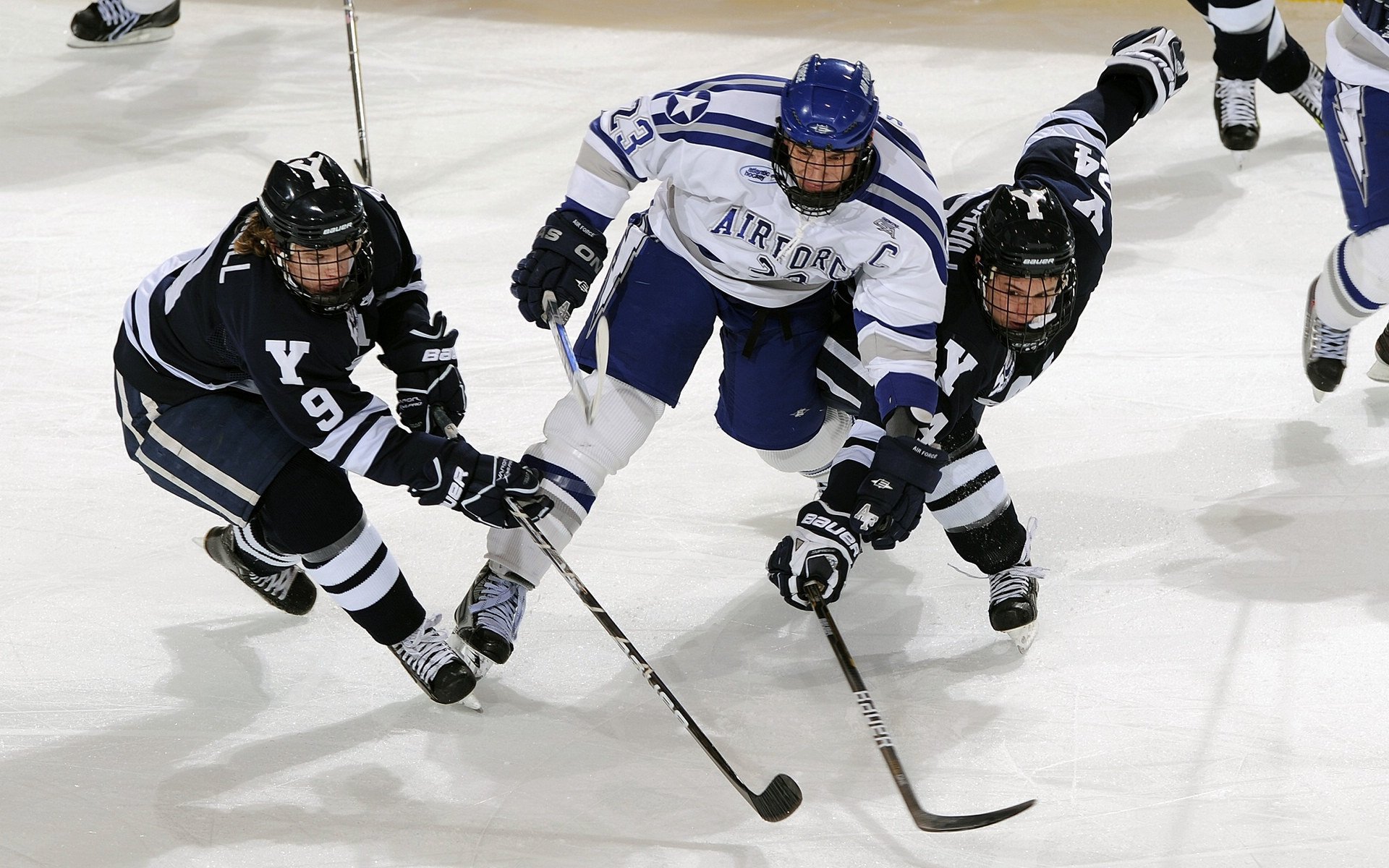 “华金·托比利亚的全场覆盖与高效反击,成为阿根廷美洲狮队的关键力量”
