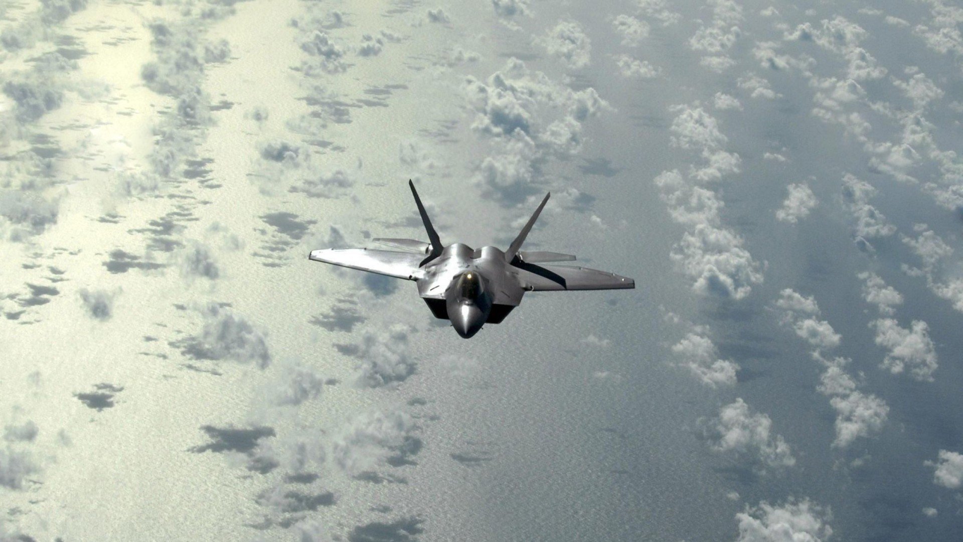 米兰体育官网-羽毛球赛场技术水平提升，羽毛球比赛中的技术要领视频