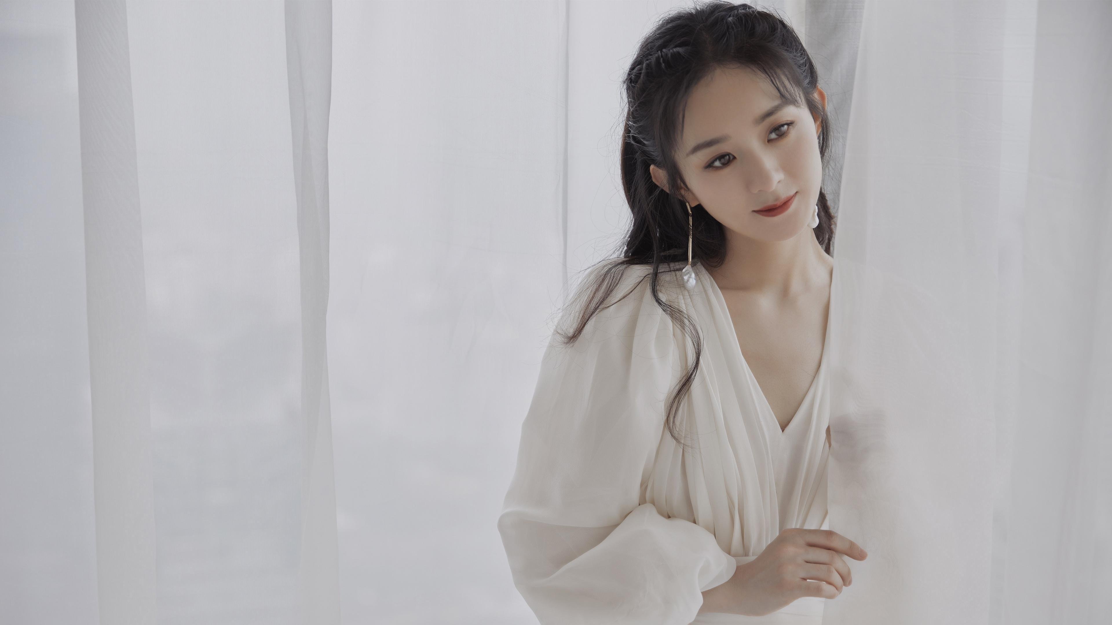 -安东·李恩：他的防守稳健、传球精准，是全黑队中场的灵魂，安东内利什么水平