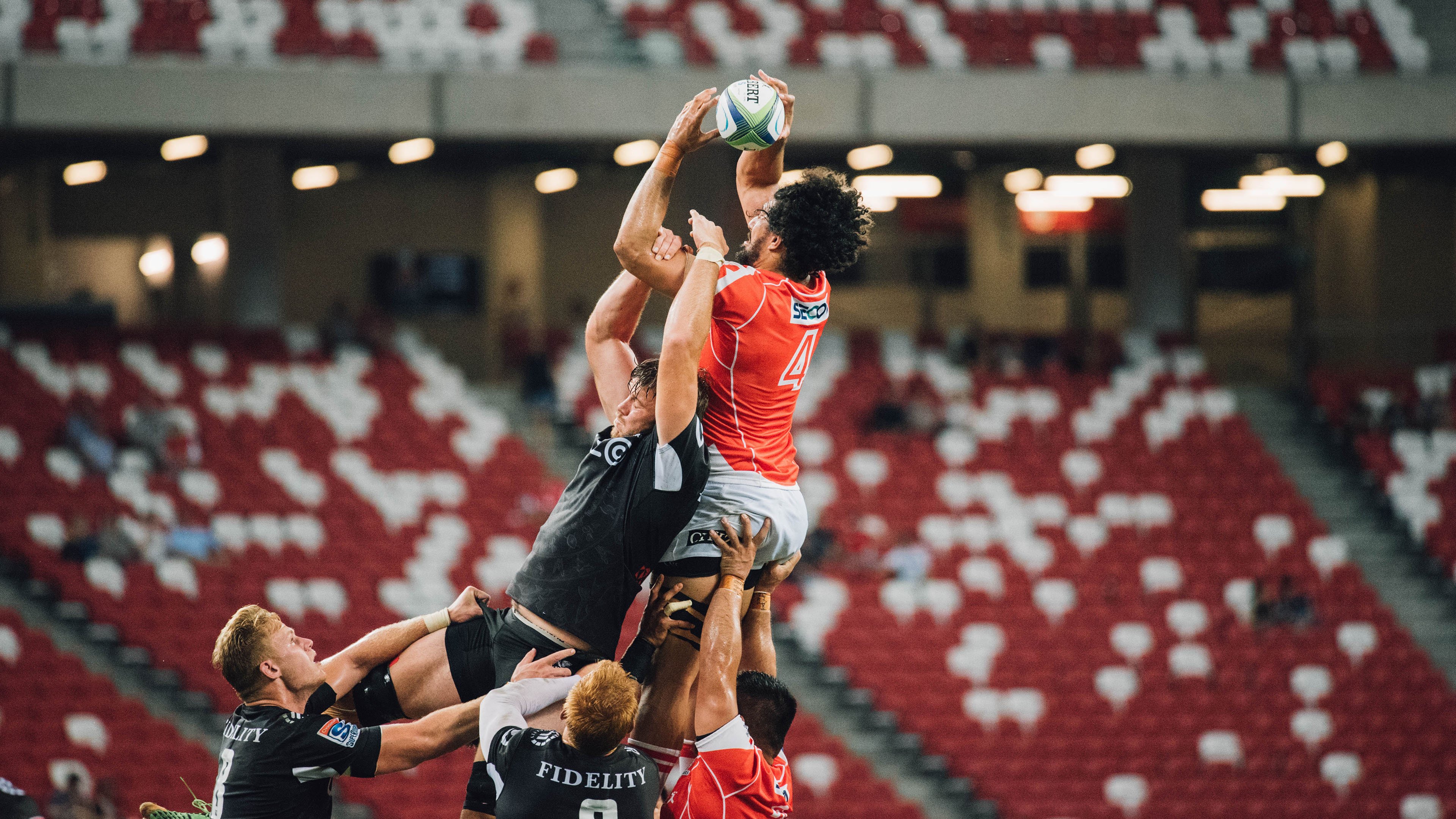 -米切尔关键抢断锁定比赛胜局，米切尔回应