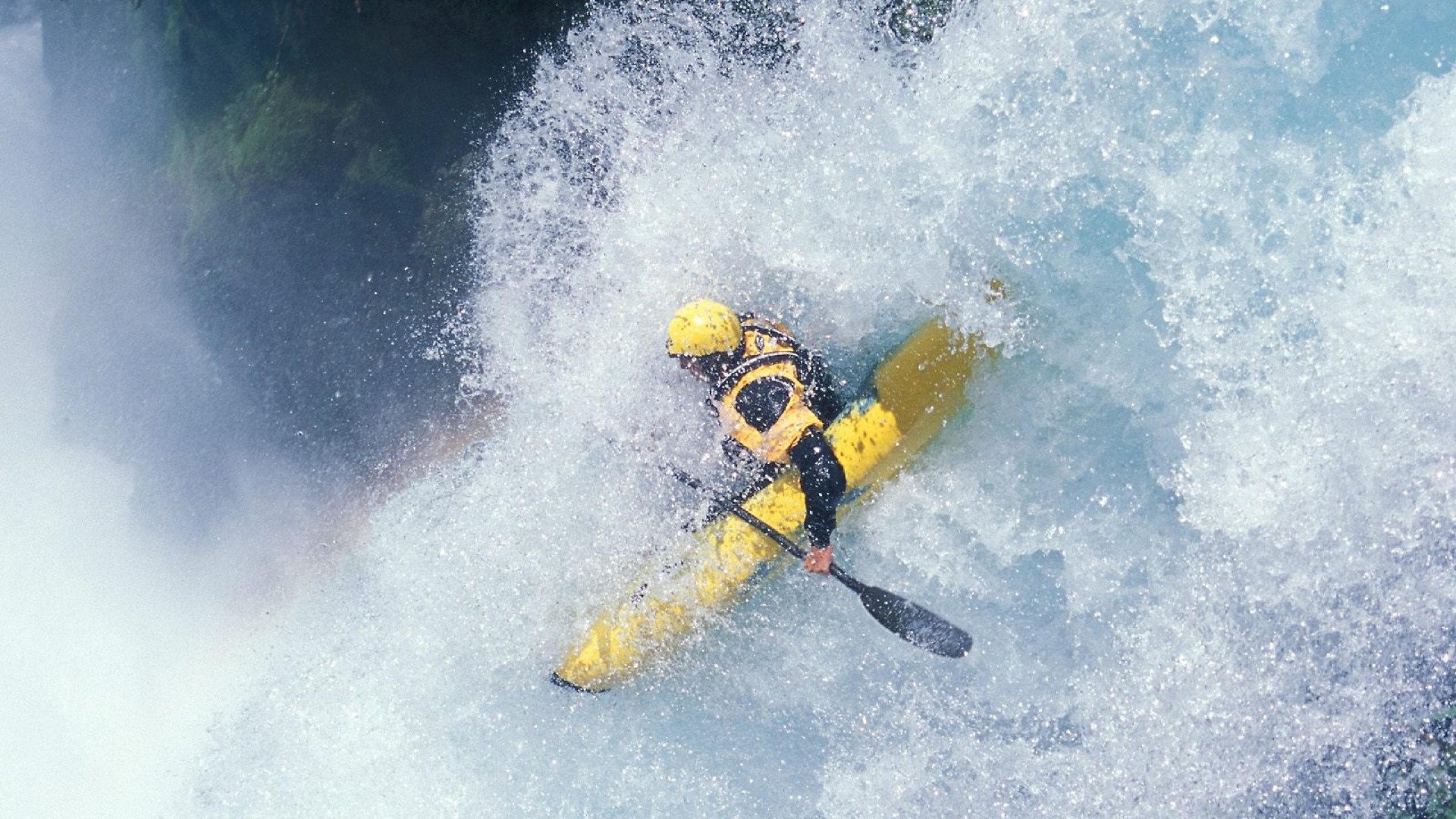乒乓球街头快闪赛 公园石桌成为天然赛台